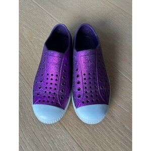 Native Shoes size 1